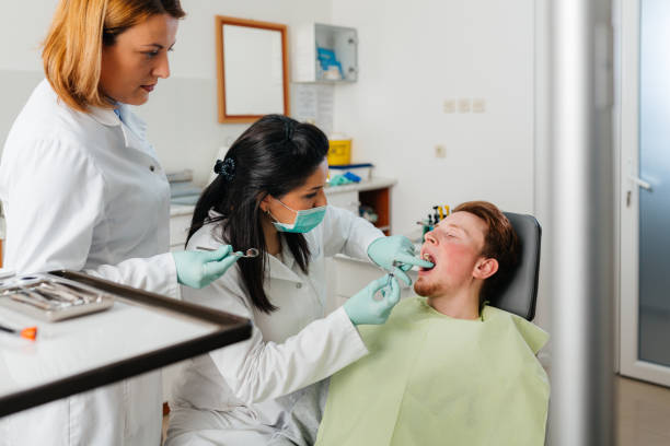 Best Emergency Dental Services for Seniors in Melbourne, AR